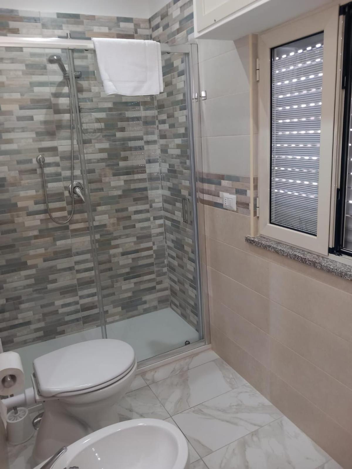 B&B Paestum Room ภายนอก รูปภาพ